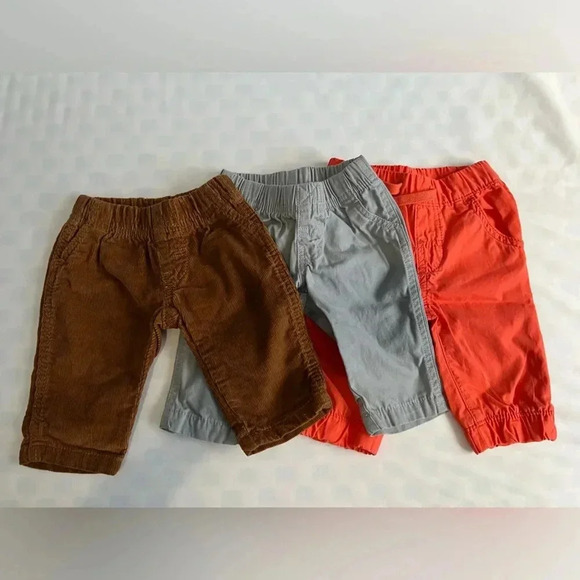 Bundle of three Carter’s Baby Boy Pants (3 Months) - Picture 1 of 9